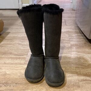 BearPaw Black Winter Boots